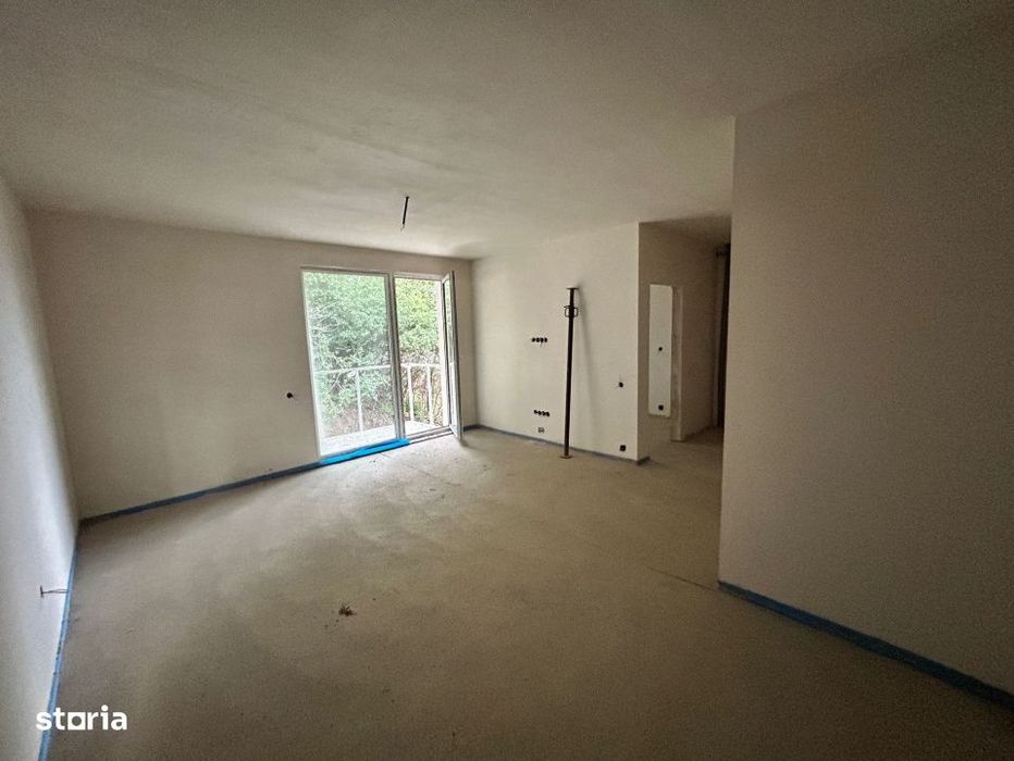 Apartament 3 camere cu parcare, 67 mp, terasa 50 mp, semifinisat, zona — fotografia 1