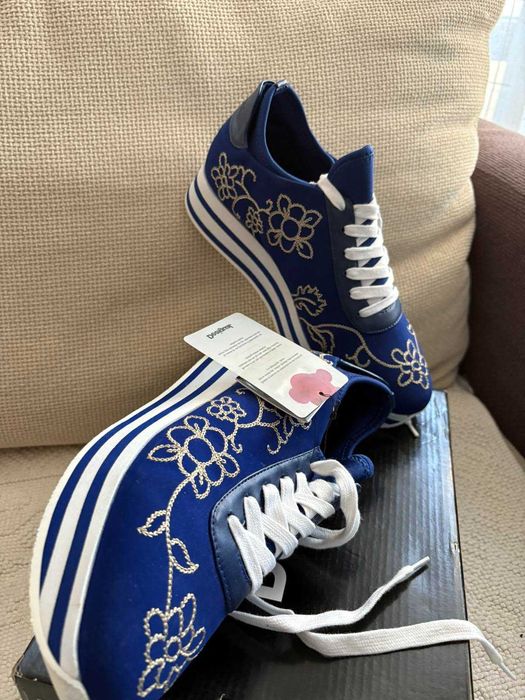 DESIGUAL нови сникерси платформа