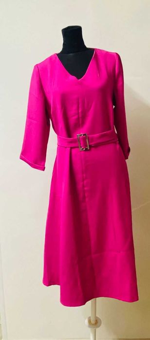 Продам женские платья