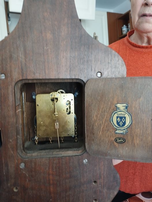 Ceas pendula Wuba Syn Syn anii 70 cu pendul