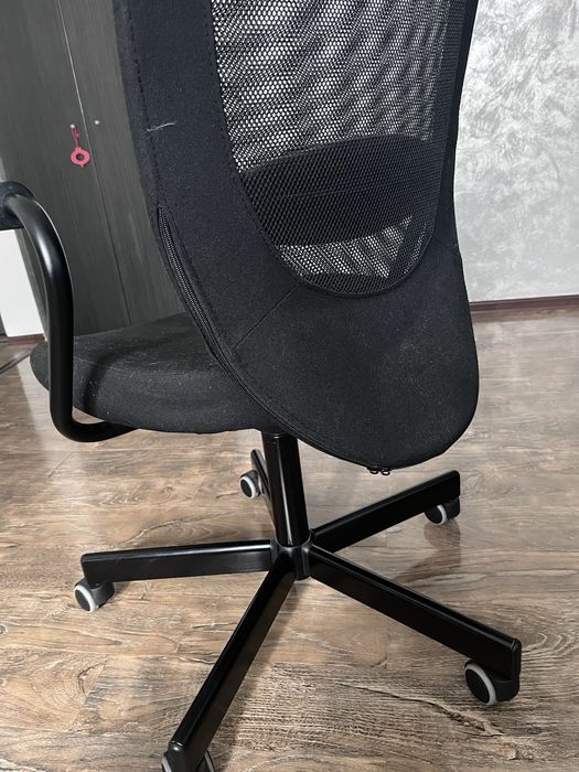 Scaun rotativ reglabil Ikea - pret fix