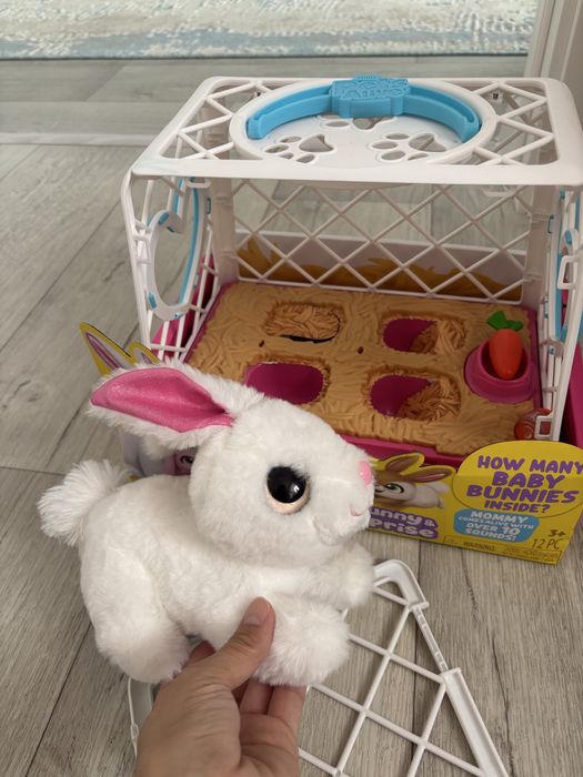 Продам игрушку кролик