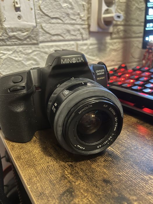 Aparat foto pe film Minolta Dynax 500si super