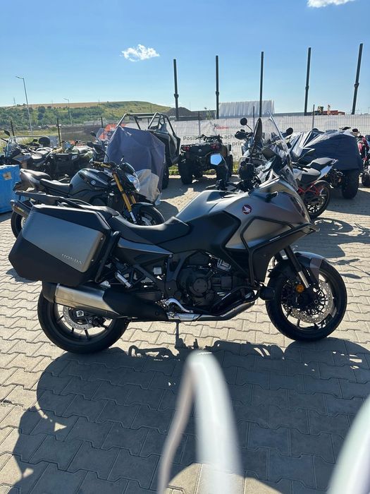 Vând Honda NT 1100 DCT  model 2022