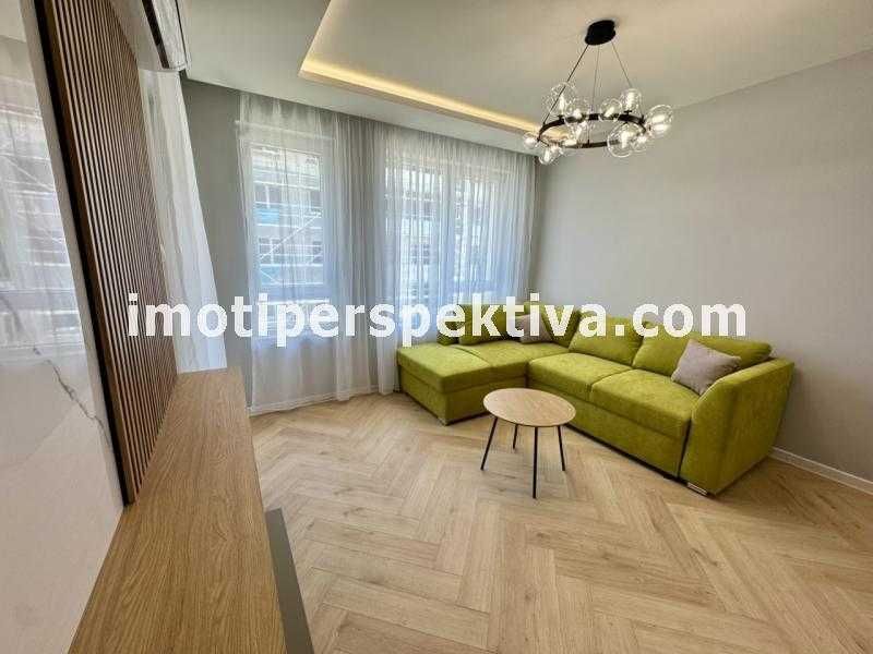 Продава се Двустаен апартамент в Пловдив, Кючук Париж - 64 кв.м за 2186 €/кв.м - Снимка #1