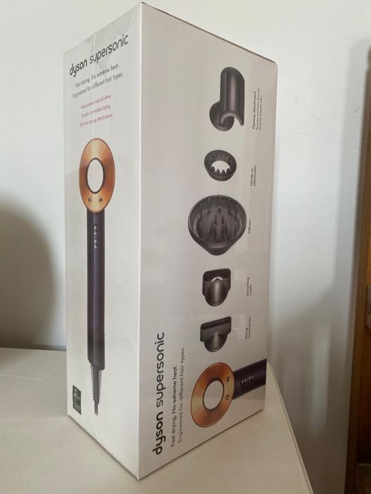 Dyson supersonic