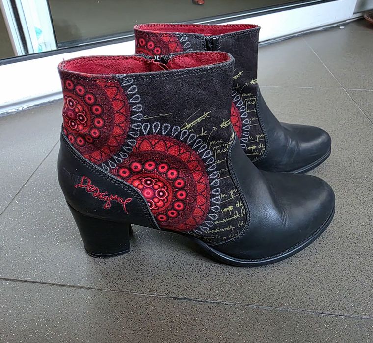 Боти Desigual 38