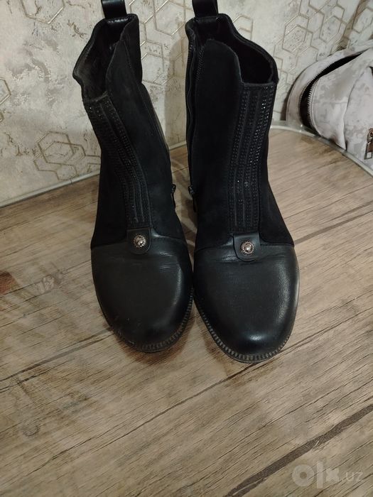 Продаю женские полу сопожки чисто замша, оригинальные