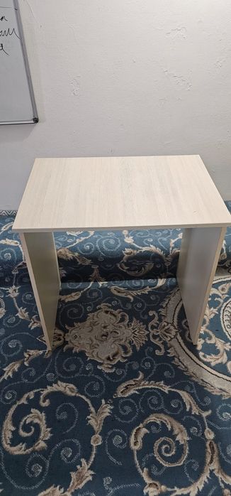 Компьютерный стол, парта