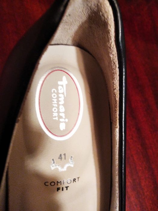 Продаю новые кожаные туфли