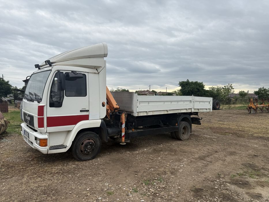 Vand MAN 8.163 cu macara