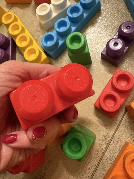 Меки и твърди мега блокс 48 бр.за деца над 1 г.