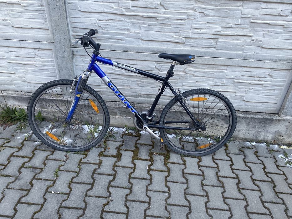 Vand bicicleta giant boulder