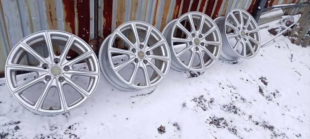 Продам комплект дисков привозные  на 17