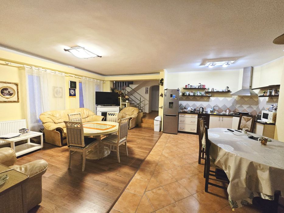 Casa Unicat de vinzare