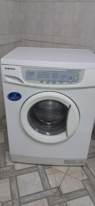 Стиральная машинка Samsung  5 кг