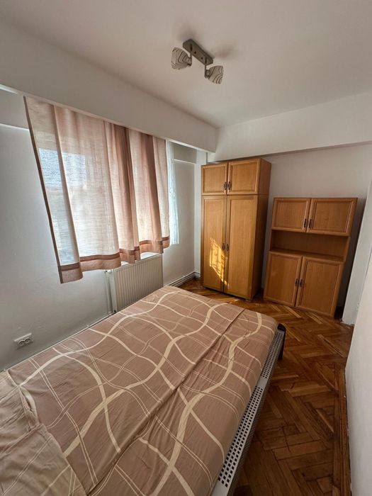 Apartament de inchiriat