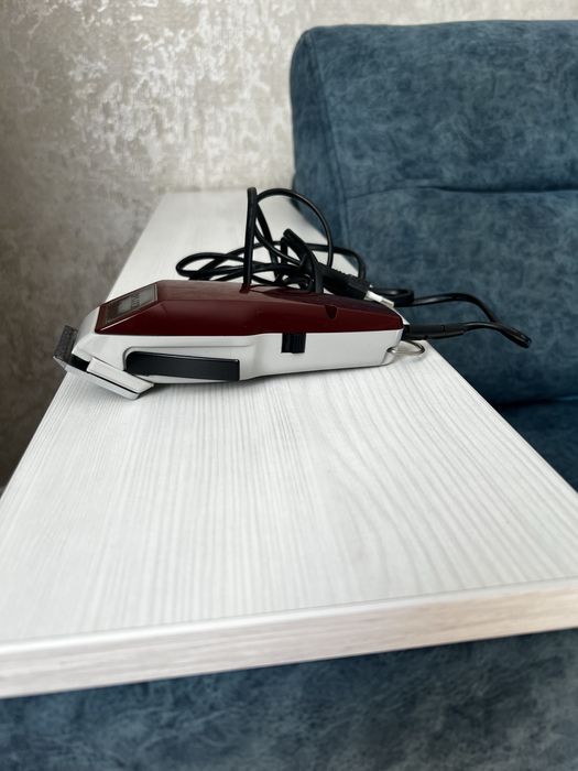 Продам машинку для стрижки волос