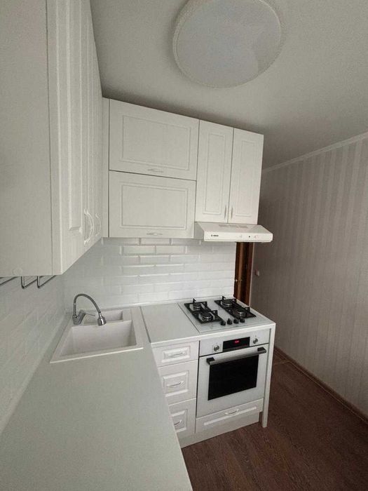 Продам 3 ком квартиру в Черемушках на 2 этаже