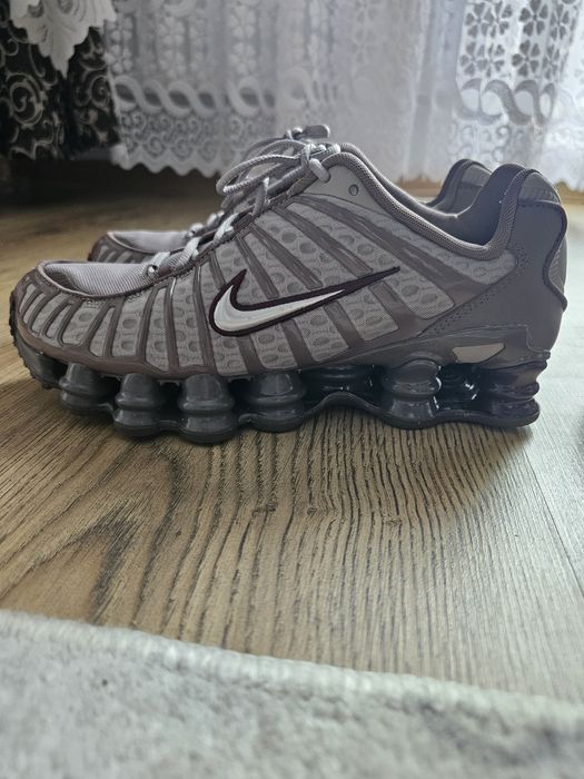 Adidași Nike Shox