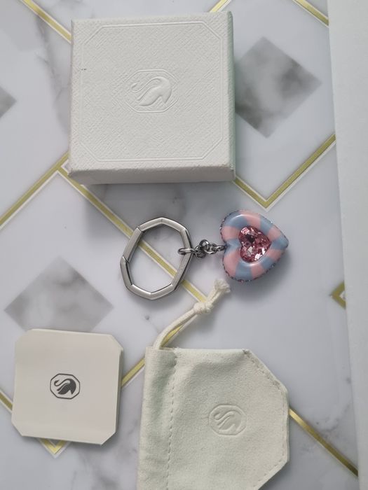 Breloc swarovski inimioară