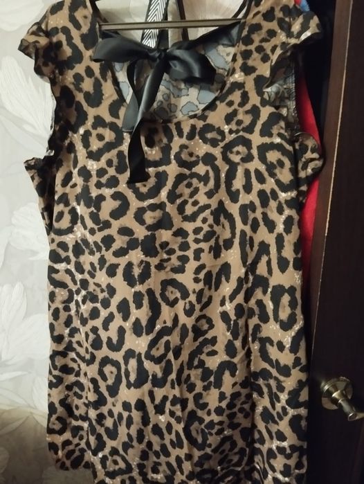 Продам платье и костюм