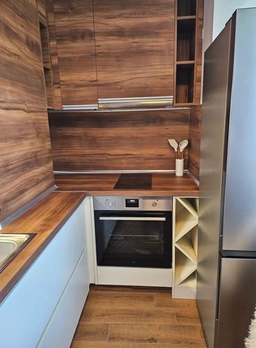 Дава се под наем Едностаен апартамент в Банско - 48 кв.м за 448.8 € - Снимка #16