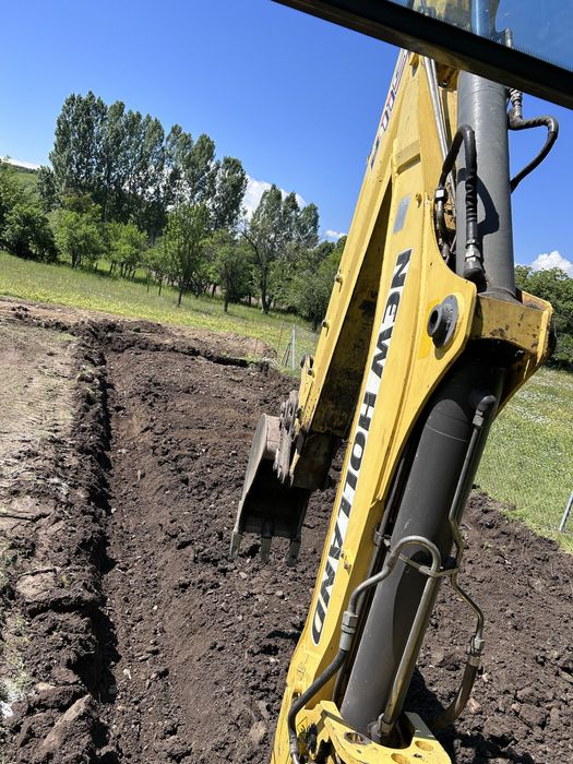 Inchiriez buldoexcavator