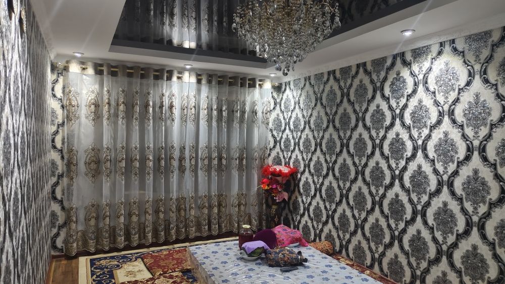 3 honalik yevro rimont qilingan 1 chi etaj oldi arqa agarot bor