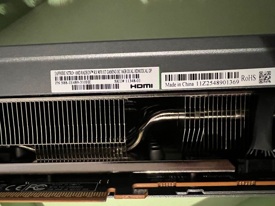 Placa video AMD RX 9070 XT