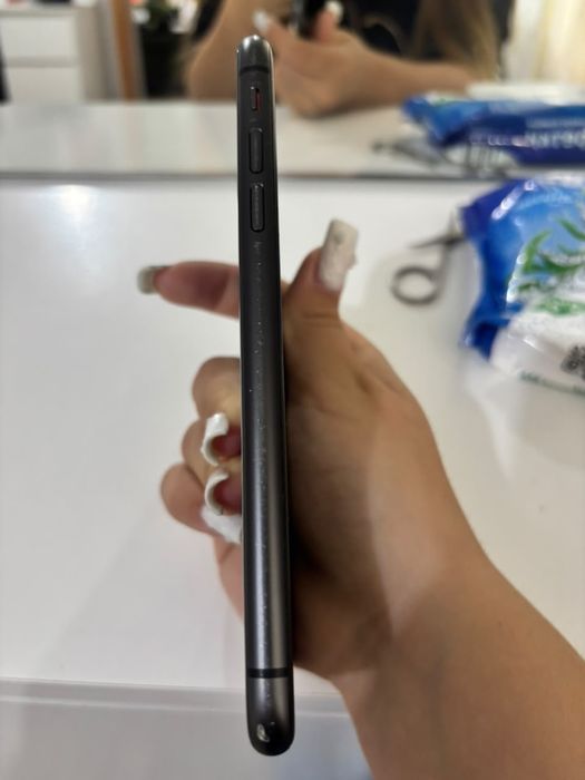 iPhone 11 б/у акб 72