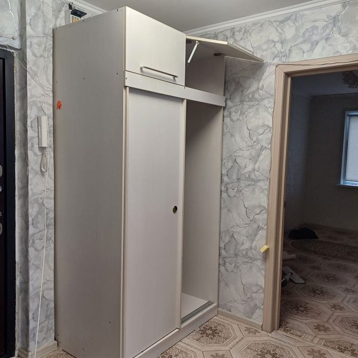 Продается прихожная