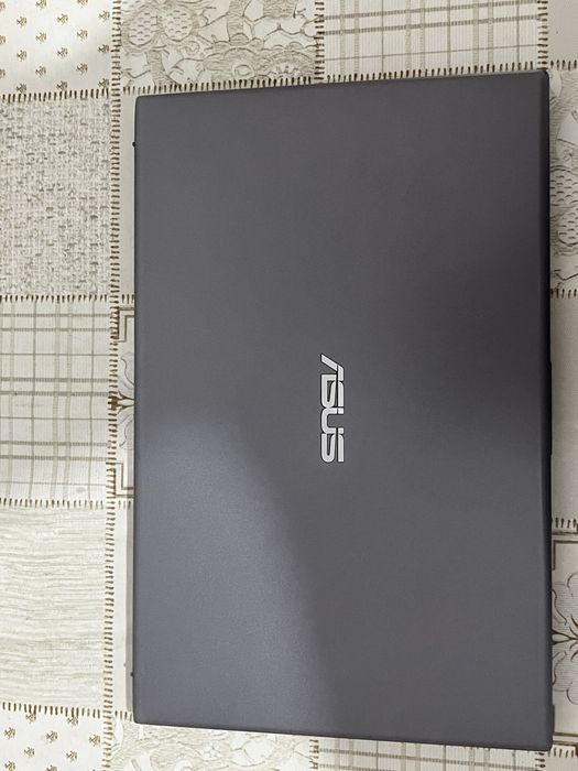 Asus Vivobook x512