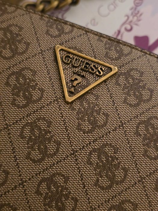 Guess оригинална дамска чанта