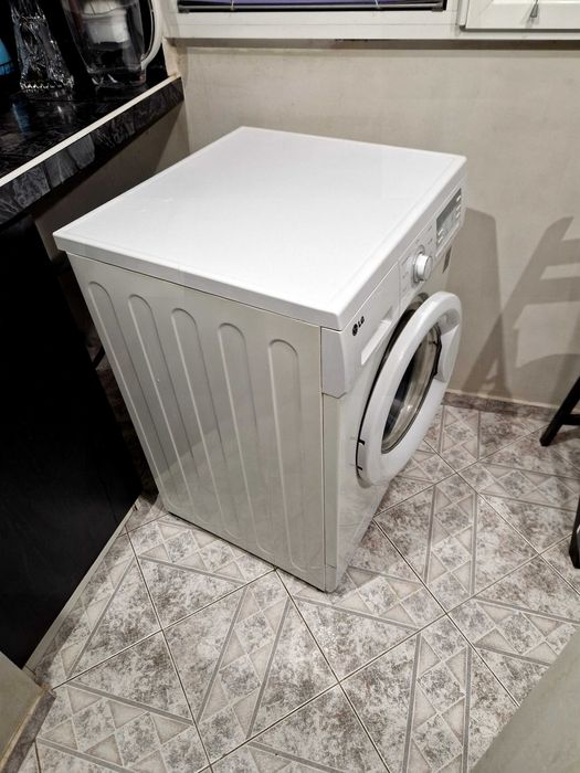 Пералня LG предно зареждане