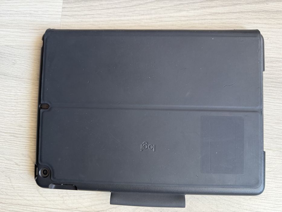 Ocazie! Apple iPad gen9 + Apple Pencil + keyboard case