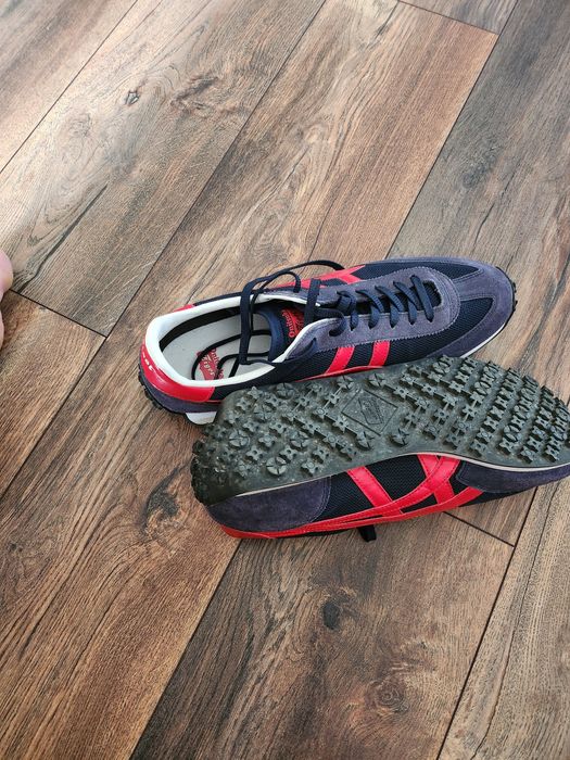 Asics-Tiger номер 44