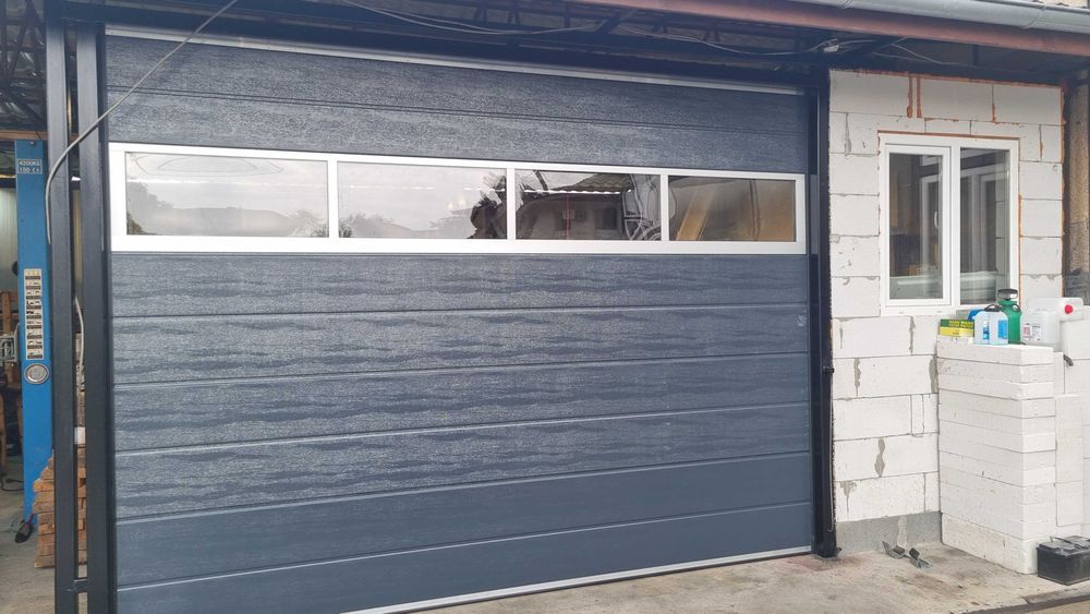 uși de garaj industriale