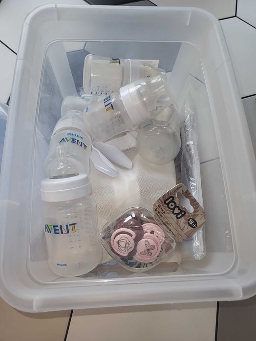 Помпа за кърма Medela+Canpol