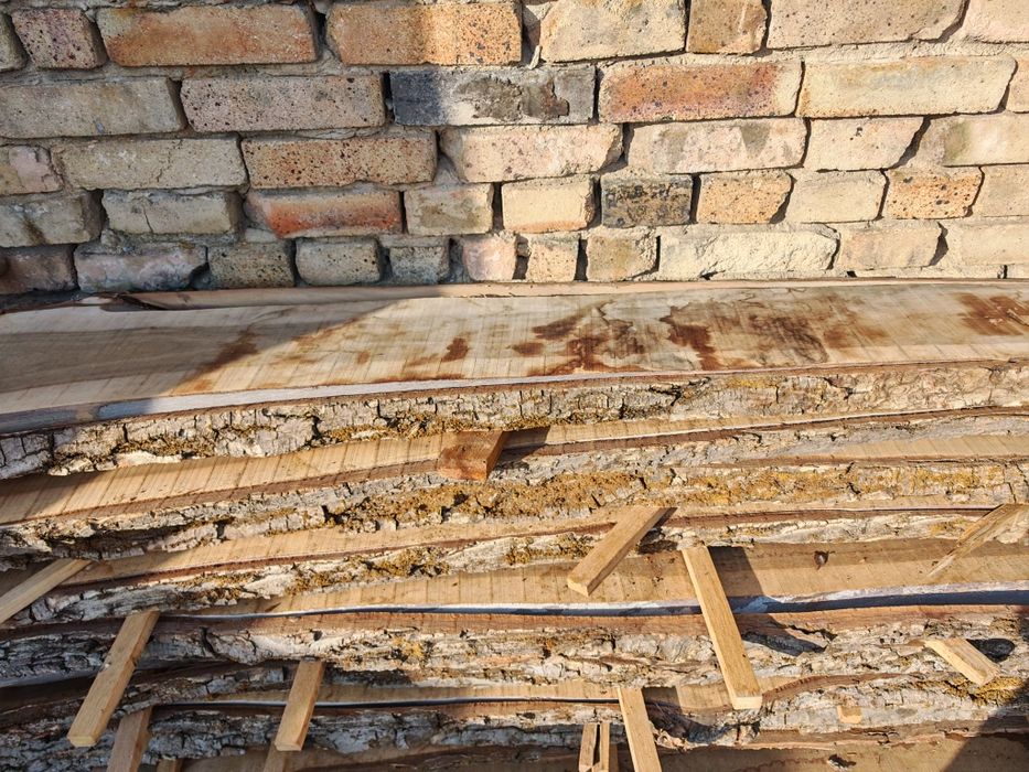 Vând cherestea de nuc