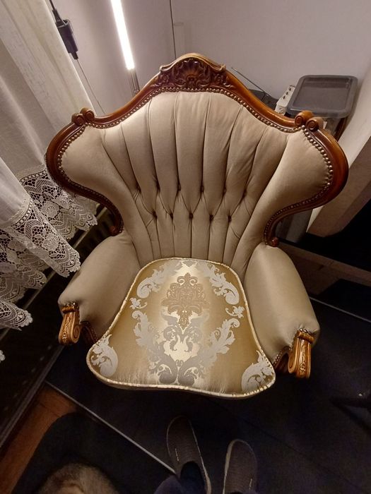 Продава 2 луксозни фотьойла