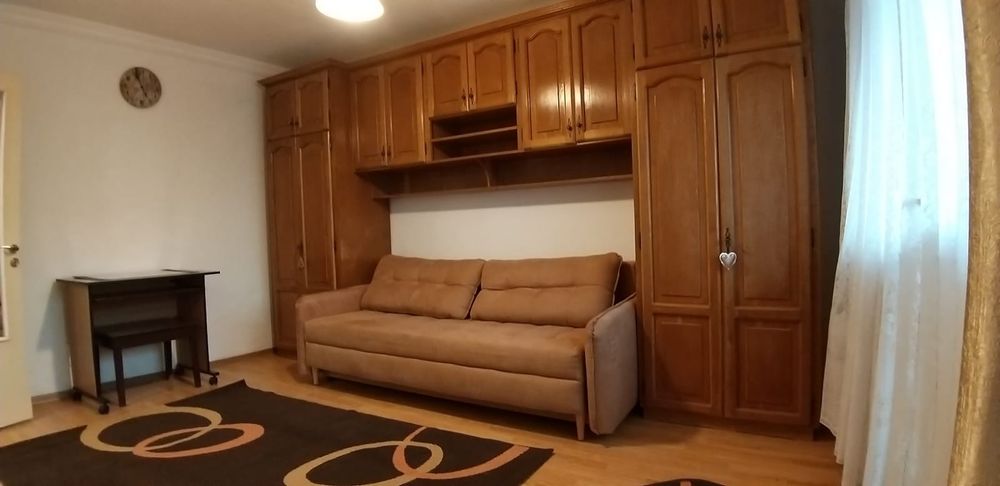 De vânzare garsoniera lângă liceul PEDAGOCIC