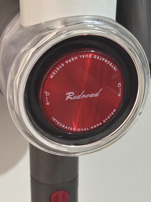 Продам Электропылесос Redroad v17