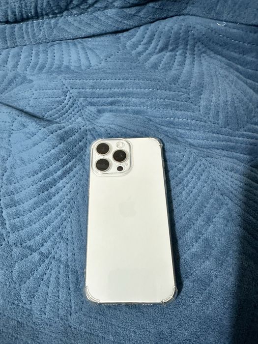 Продам айфон 15 про макс