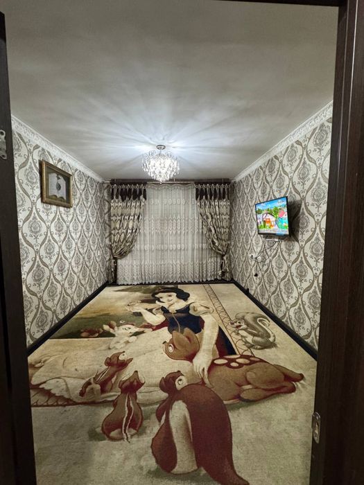 Сергели 8 худуд 3 хона 4 этаж.Мебель техника.срочно сотилади