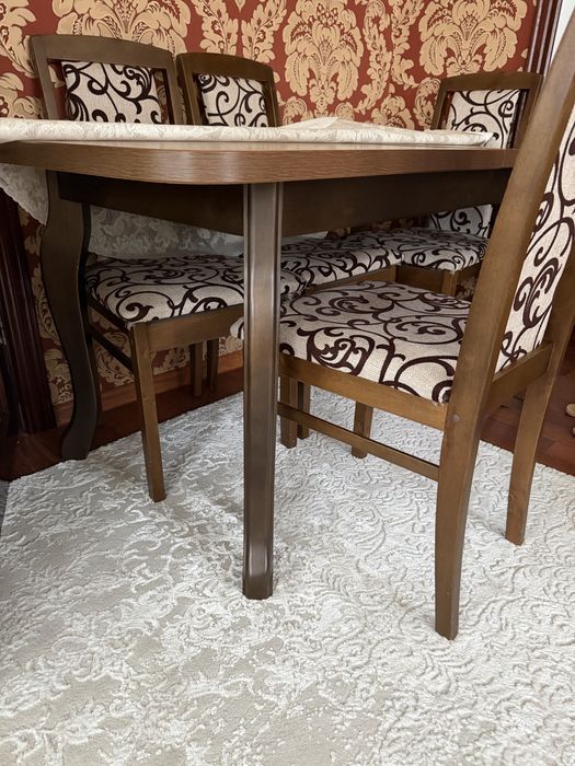 Продам стол со стульями