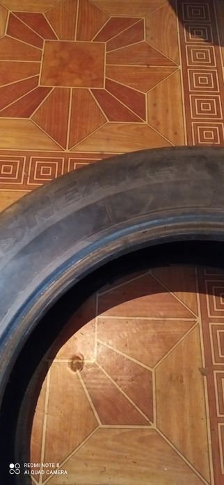 Шина на запаску.