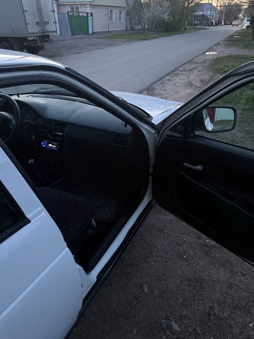 Продам приору 2012 года