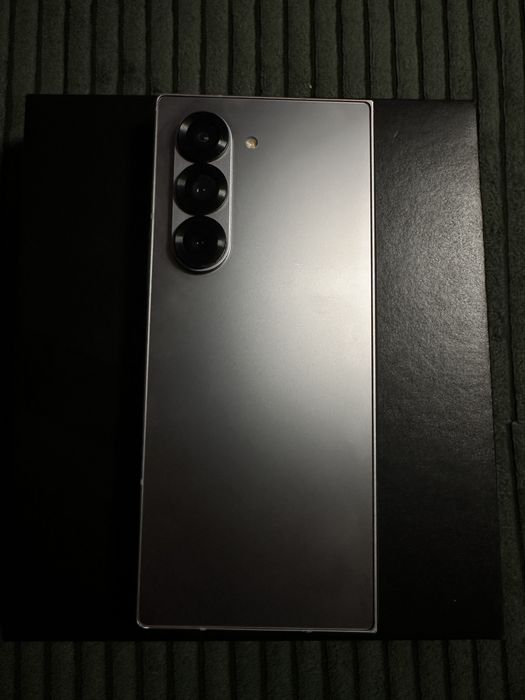 Samsung Z fold 6 256 gb