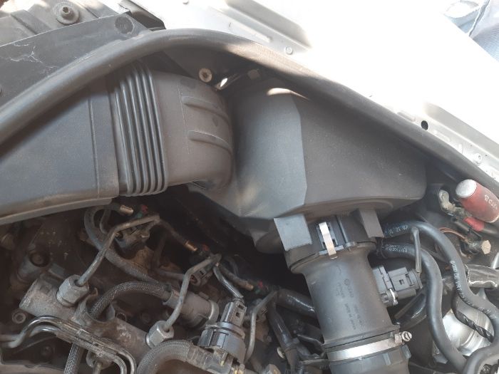 Carcasa filtru aer debitmetru intinzator acc AUDI A6 C6 4F 2.7 TDI BPP